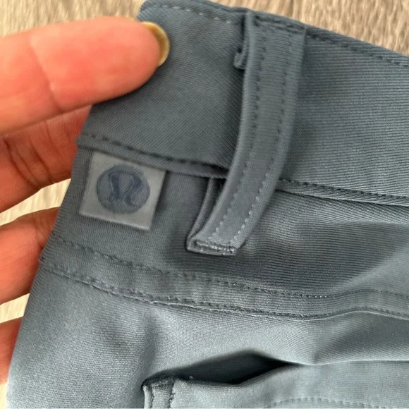 LULULEMON MENS ABC PANTS